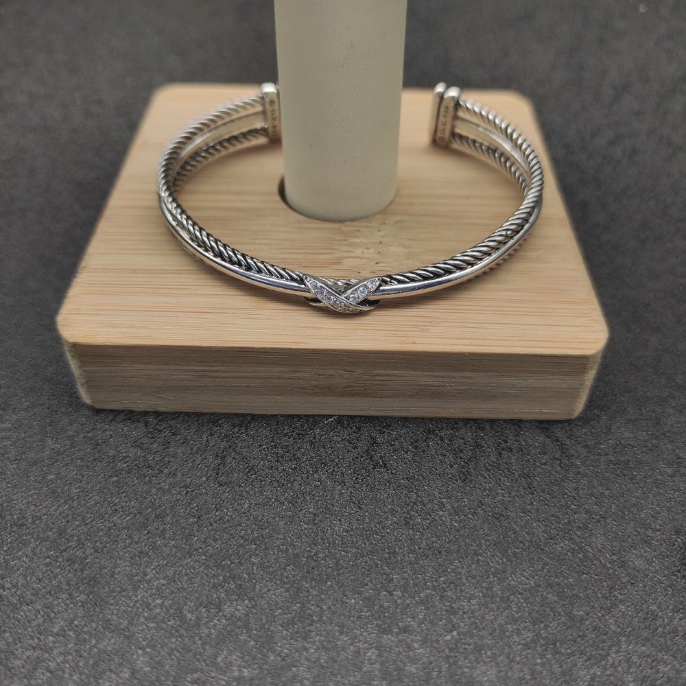 David Yurman Triple-Thread Crossover Diamond Bracelet - Picture 9 of 9